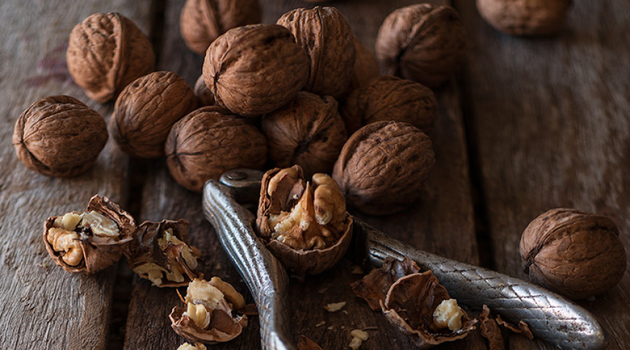 How to Store Walnuts?